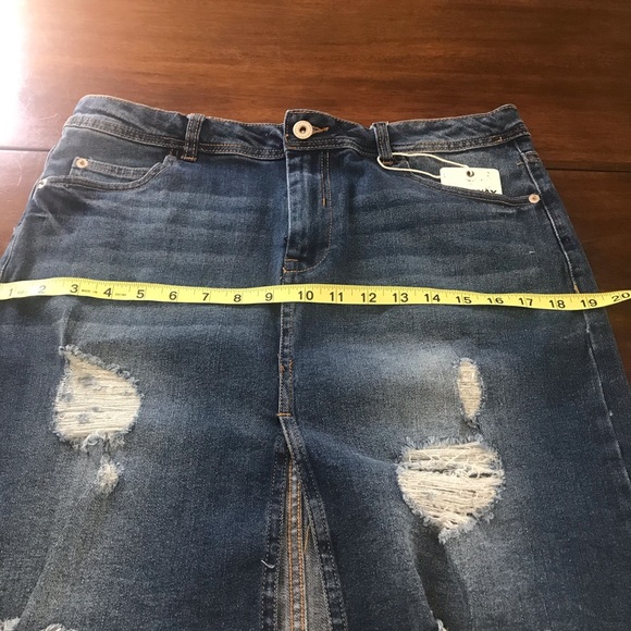 Denim distressed skirt - Picture 6 of 6